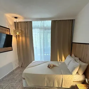 https://hand-made-suite.in-canary-islands.com